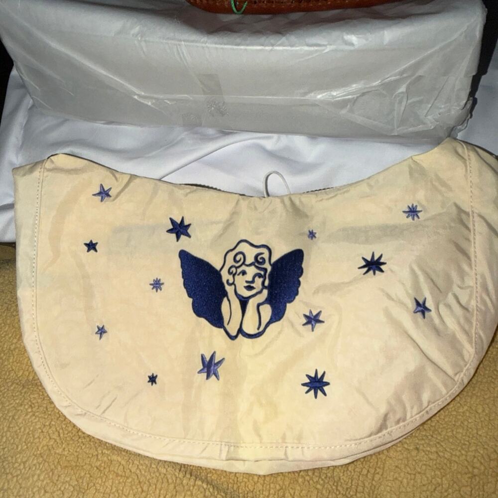 BAGGU Medium Nylon Crescent Cherub Embroidery Ivory New With Tags